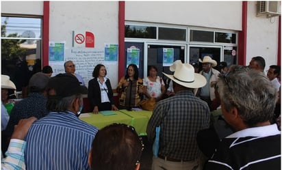 Protesta : Exigen poner orden a los derechos del agua. 