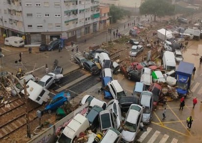 DANA: Valencia asolada por inundaciones: al menos 70 muertes tras el paso de la DANA