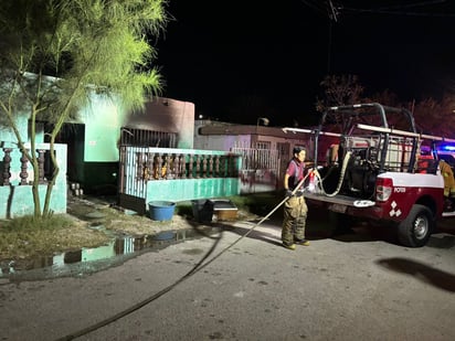 policiaca: El fuego no provoco daños en la zona. 