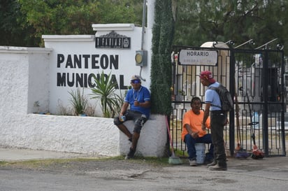 gastos funerarios : El inevitable precio de la muerte; ¿entierro o cremación?