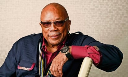 Quincy Jones : Jones pasó de andar con pandillas en el lado sur de Chicago a las cumbres más altas del espectáculo.