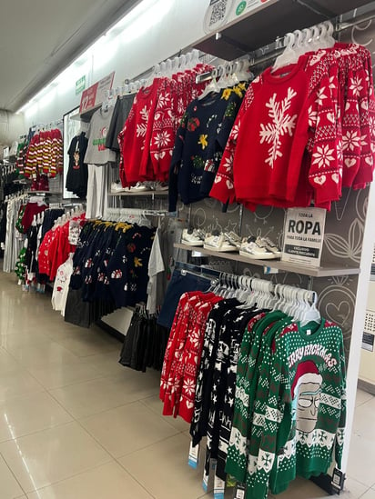 Monclova se adelanta a la Navidad: los comercios ya exhiben su mercancía