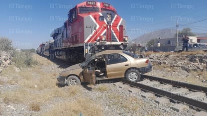 policiaca: Cuerpos de rescate seguridad se movilizaron al lugar. 