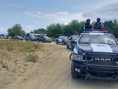 policiaca: Las diversas corporaciones recorrieron diferentes brechas. 