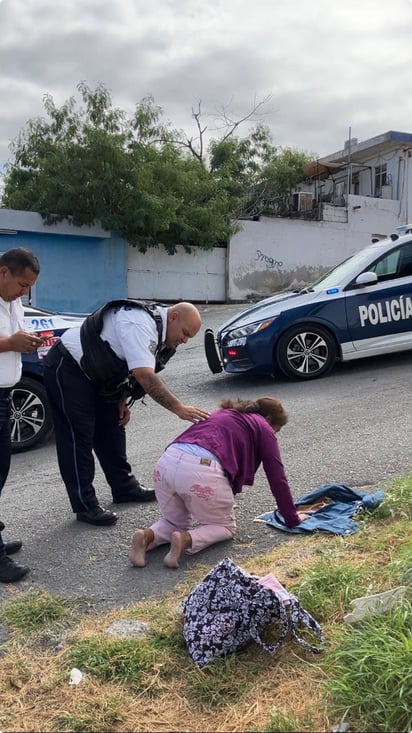 Policiaca : La dama fue llevada a su domicilio por socorristas de GUBC.