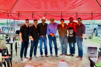 Grill Fest: primer Grill Fest en Piedras Negras el cual además de contar con los equipos de parrilleros