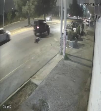 Una mujer fue arrojada sin vida de una camioneta Jeep