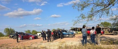 Policiaca : En respuesta a esta alerta, la Policía Municipal de Sabinas y la Policía Civil de Coahuila se han unido a los trabajos.