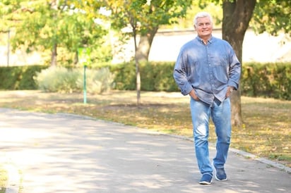 SALUD: El ejercicio moderado puede incluir actividades como caminar a paso ligero o limpiar la casa

