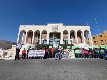 AHMSA: Esta es la primer manifestación que se organiza después de la declaración de quiebra oficial de AHMSA.