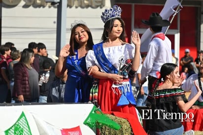 Revolución Mexicana: Autoridades municipales y de educación organizaron este gran evento cívico-militar.