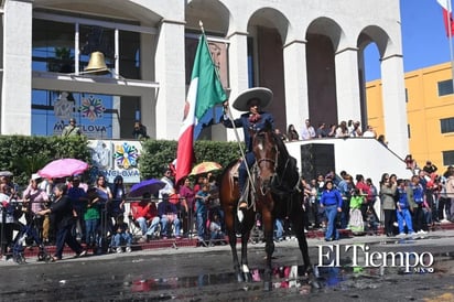 Revolución Mexicana: Autoridades municipales y de educación organizaron este gran evento cívico-militar.