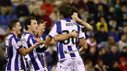 DEPORTES: La Real Sociedad goleó 0-5 al Jove Español en la Copa del Rey con un doblete de Barrenetxea y un gol de Goti