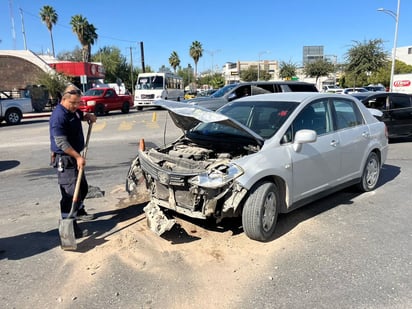 policiaca: Los conductores inicialmente alegaron tener el semáforo en verde.