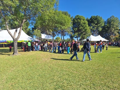 Monclova: En el evento, se ofrecieron premios, comidas típicas de las posadas mexicanas y múltiples juegos infantiles.