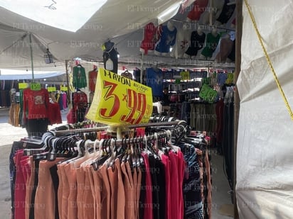 Comerciantes foráneos : Aseguran que para todos sale el sol luego de la manifestación de vendedores locales. 