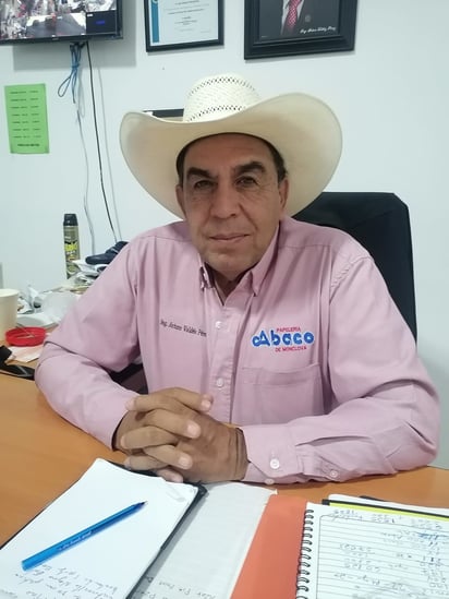 Ganado: Asociaciones ganaderas exigen al gobierno federal cierre la frontera sur por donde pasan 800 mil cabezas de ganado ilegales.