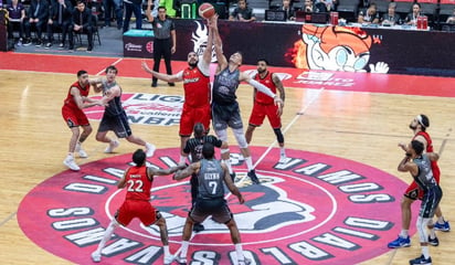 deportes: Los Diablos Rojos de basquetbol mantiene la ventaja en la final de la Liga Nacional de Baloncesto Profesional