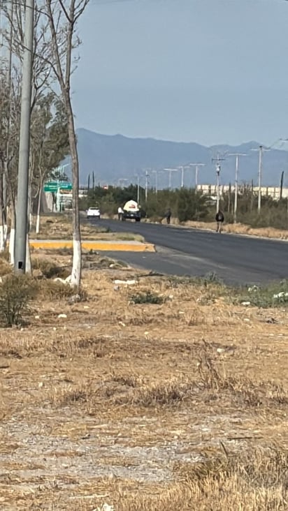 incendio : El roce del acumulador con el cofre generó chispas, lo que provocó el incendio, pero el conductor detuvo rápidamente la unidad.