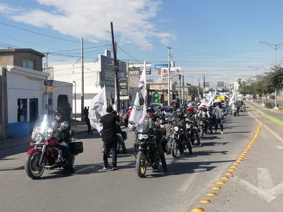 marcha : Más de 200 participantes en la marcha recorrerieron 7.8 kilómetros del Cristo de la Bartola a Cristo del Consuelo.