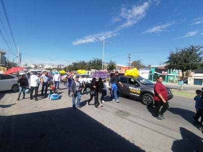 marcha : Más de 200 participantes en la marcha recorrerieron 7.8 kilómetros del Cristo de la Bartola a Cristo del Consuelo.