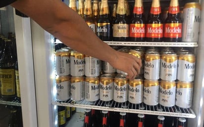 Ley de Alcoholes: Pese a que el municipio autorizó ampliar el horario de venta de alcohol, el estado no, así que clausurarán a los que incumplan.