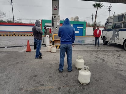 gas demanda: Las bajas temperaturas se registraron este lunes debido al nuevo frente frío y ocasionó la demanda en el servicio de gas.