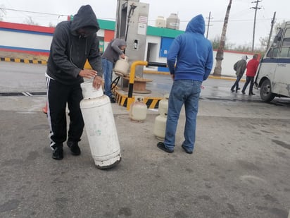 gas demanda: Las bajas temperaturas se registraron este lunes debido al nuevo frente frío y ocasionó la demanda en el servicio de gas.