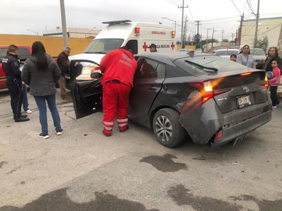 Policiaca : Las autoridades recomendaron a los conductores respetar los límites de velocidad y las señales de tránsito 