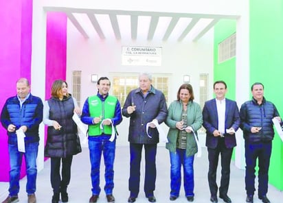 'Chema' Fraustro inaugura Centro Comunitario en Saltillo