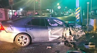 Policiaca : Fue trasladado al Hospital del IMSS por paramédicos de Bomberos.
