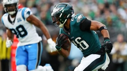 nfl: El corredor de Philadelphia de nueva cuenta comandó la ofensiva de su equipo para imponerse a Carolina