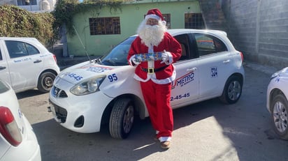 taxista : Sorprende a los pequeños en cada viaje. 