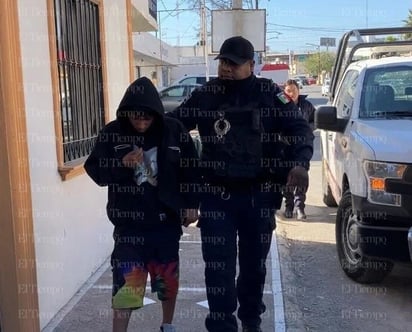 policiaca: El joven no pudo proporcionar información sobre su domicilio ni un número de contacto de sus padres.