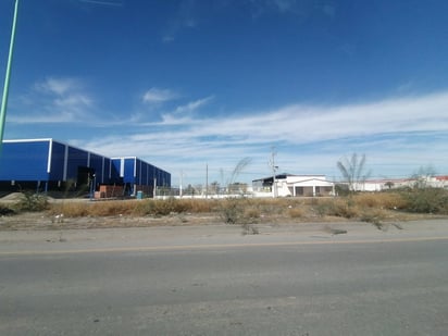 naves inversiones: El hospedaje industrial está listo en Monclova y Frontera, sólo falta rentarlos o venderlos.