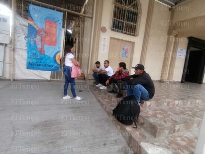 migrantes iglesia: El albergue de la parroquia del Verbo Encarnado de Frontera recibe grupos de 30 personas migrantes, los más recientes fueron 60.