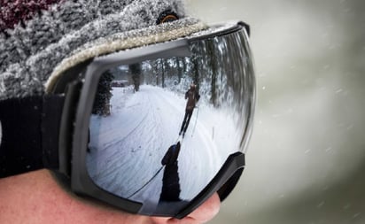 SALUD: ¿Sabías que una exposición prologada a los efectos reflectantes de la nieve puede causar lesiones oculares? 

