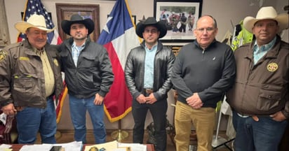  Iván Ochoa realiza visita al Sheriff Tom Schmerber: Visita de cortesía del alcalde electo de Nava al sheriff del Condado de Maverick