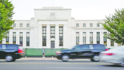 La Fed aplica  último recorte a la tasa de interés 