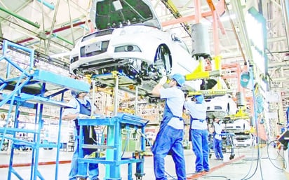 Desaceleración económica en EE. UU. impactaría a la industria automotriz en Coahuila