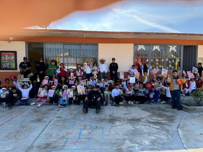 policiaca: Una navidad con espíritu de proximidad.