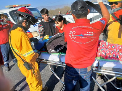 policiaca: Dos camionetas quedaron con daños de consideración.