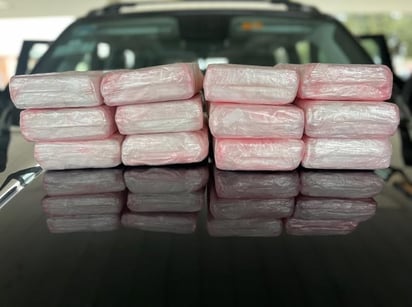  cocaína: Droga incautada: 12.5 kilos de cocaína pura asegurados.