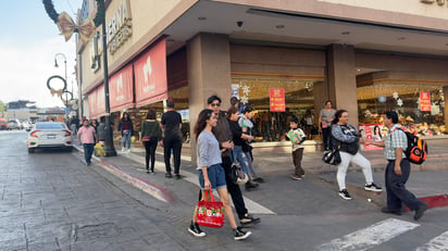 Navidad: El ajetreo fue visible en tiendas, supermercados y comercios populares, con productos desde ropa hasta ingredientes para la cena