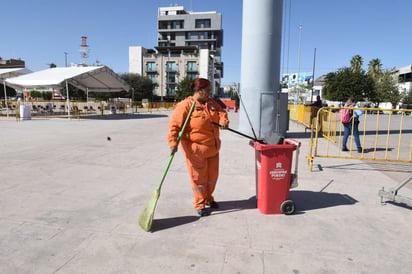 Basura: En estas fechas, el volumen de basura aumenta un 10% debido a las celebraciones.