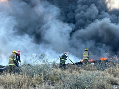 Policiaca : Los tragahumo trabajaron por varias horas para sofocarlo.