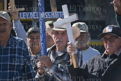 Protesta: En el Día de Navidad los pensionados protestaron por las remuneraciones sin actualización que tienen desde hace más de 20 años.