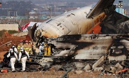 Accidente : Hay 179 fallecidos; solo dos tripulantes sobrevivieron. 