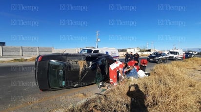 Policiaca : Ambos ocupantes sobrevivieron, pero la acompañante fue trasladada al hospital para una revisión médica.