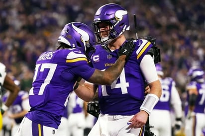 DEPORTES: Vikings superanb 27-25 a Packers